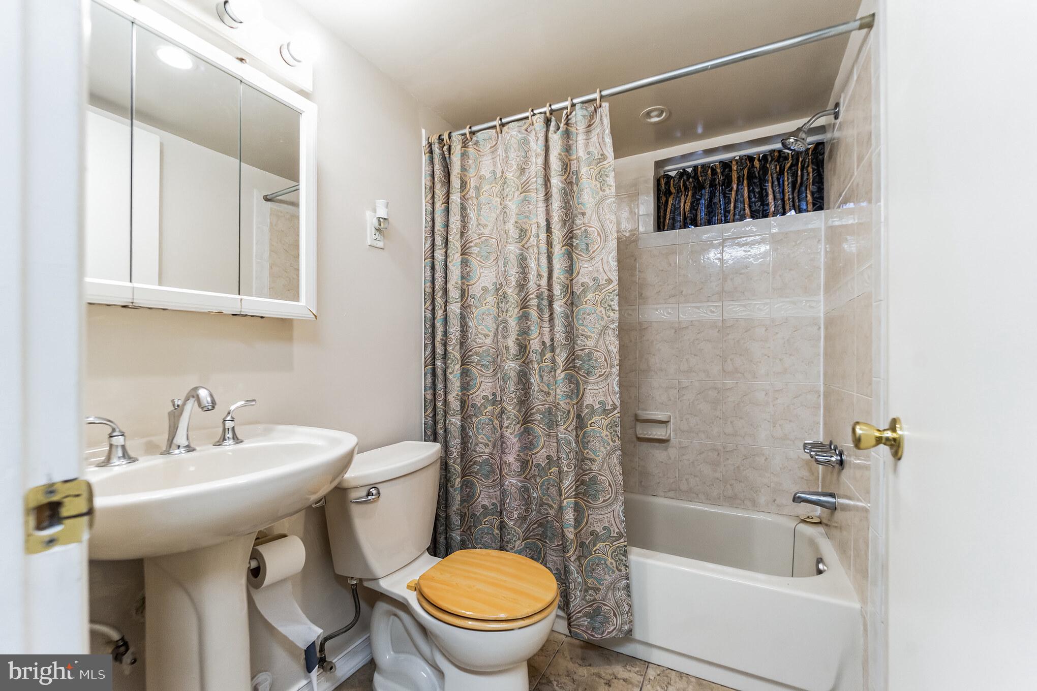 6811 Brookmill Road Baltimore, MD 21215 - Photo 25 of 29 Gallery Image 25