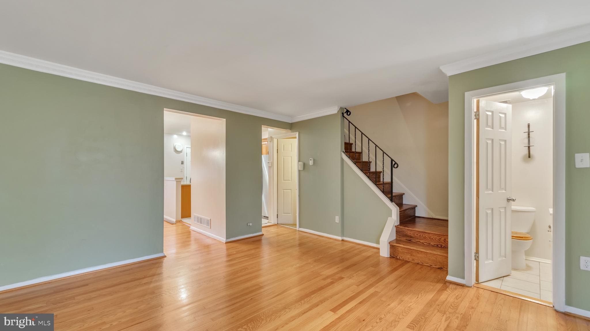 6811 Brookmill Road Baltimore, MD 21215 - Photo 4 of 29 Gallery Image 4