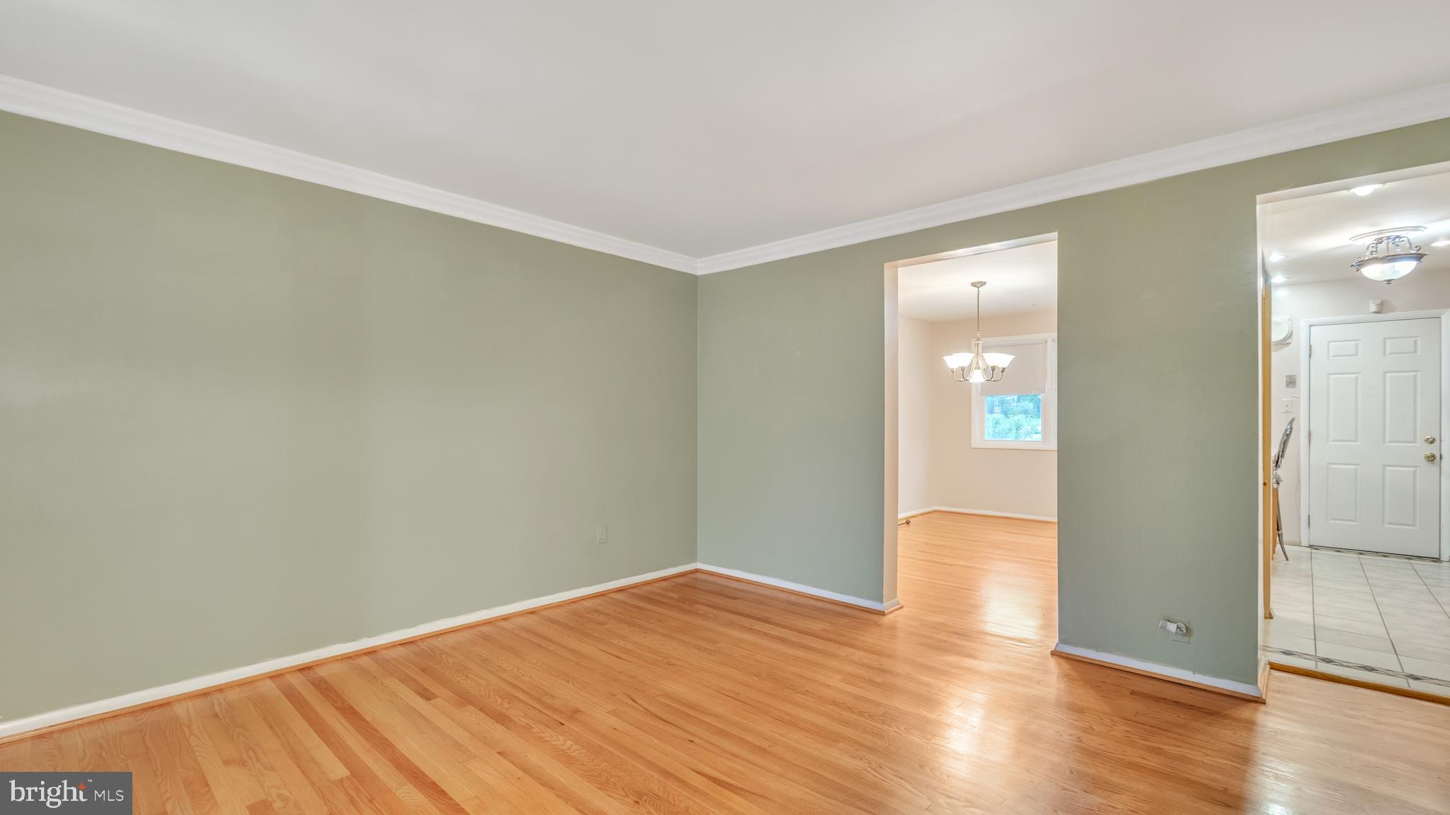 6811 Brookmill Road Baltimore, MD 21215 - Photo 5 of 29 Gallery Image 5