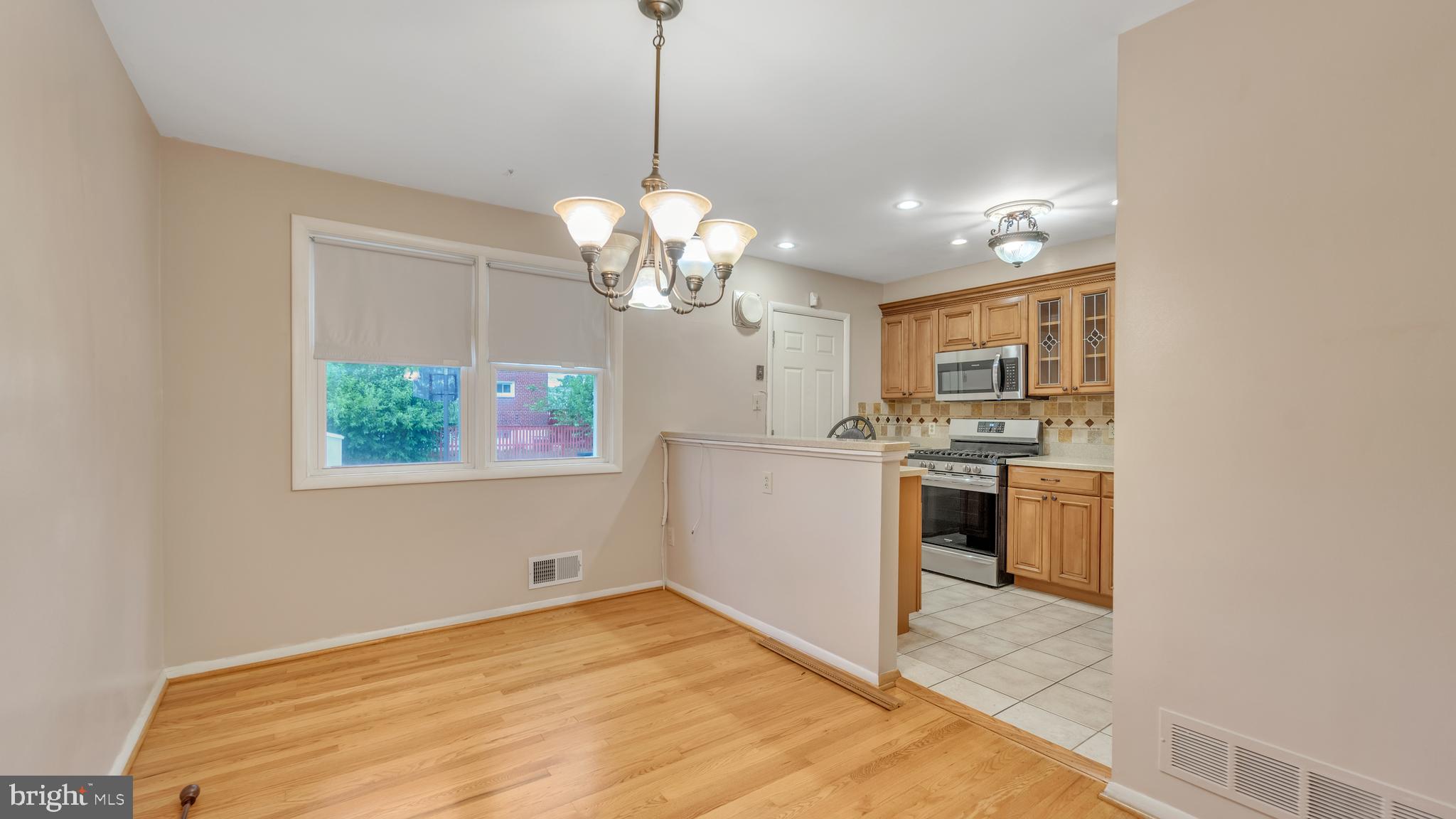 6811 Brookmill Road Baltimore, MD 21215 - Photo 6 of 29 Gallery Image 6