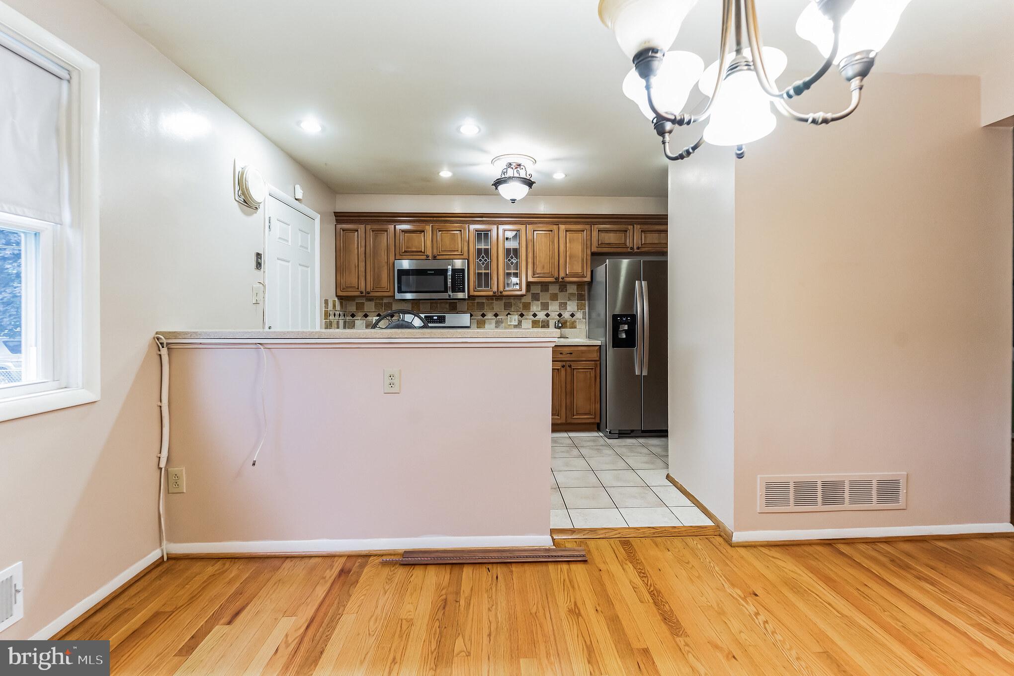 6811 Brookmill Road Baltimore, MD 21215 - Photo 8 of 29 Gallery Image 8
