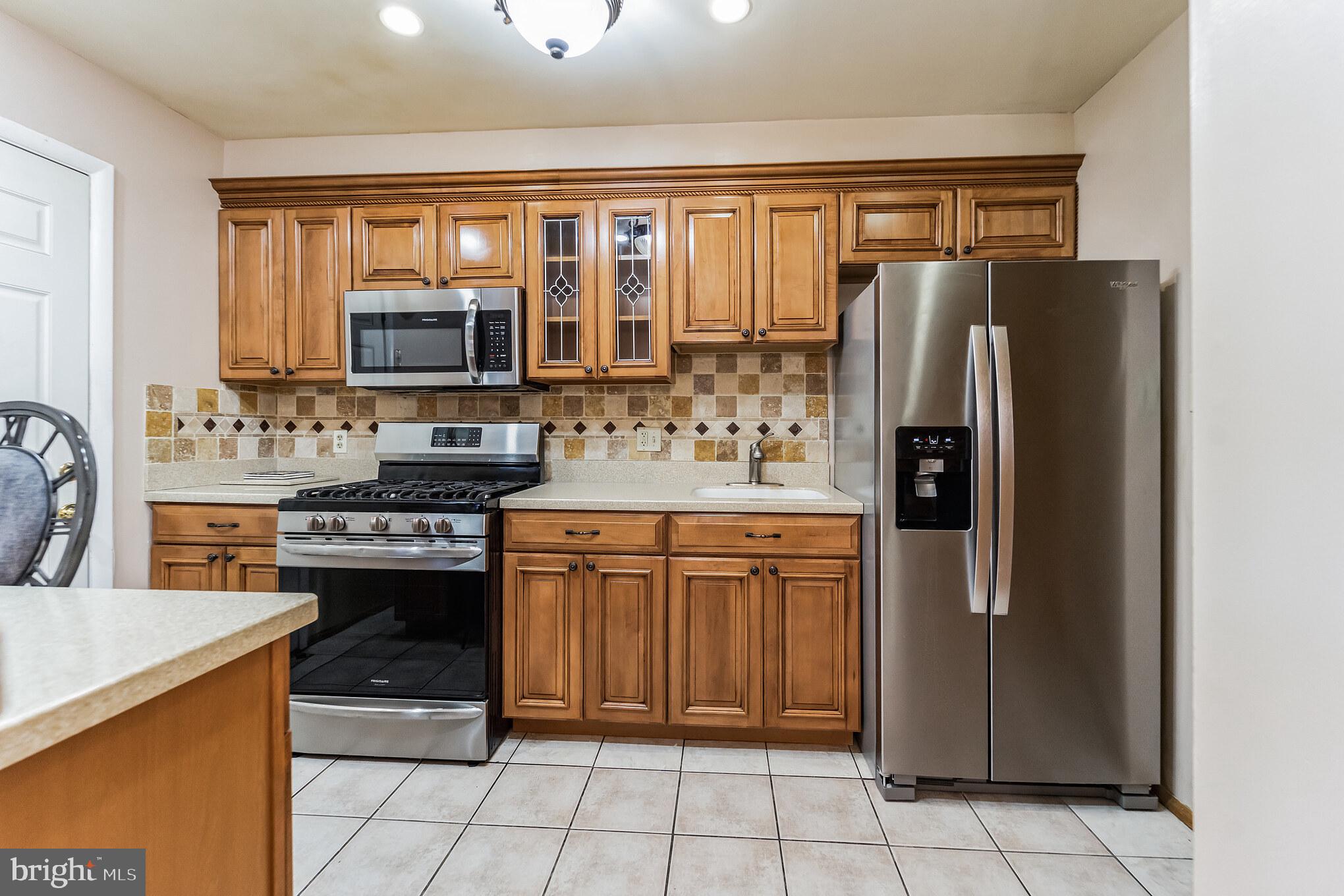 6811 Brookmill Road Baltimore, MD 21215 - Photo 9 of 29 Gallery Image 9