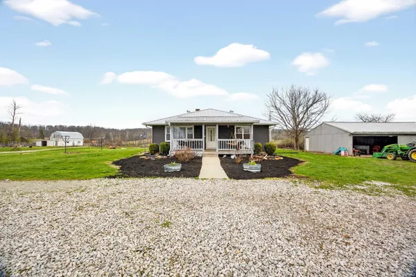 $400,000 | 11267 East Main Street, Owensburg, IN 47453