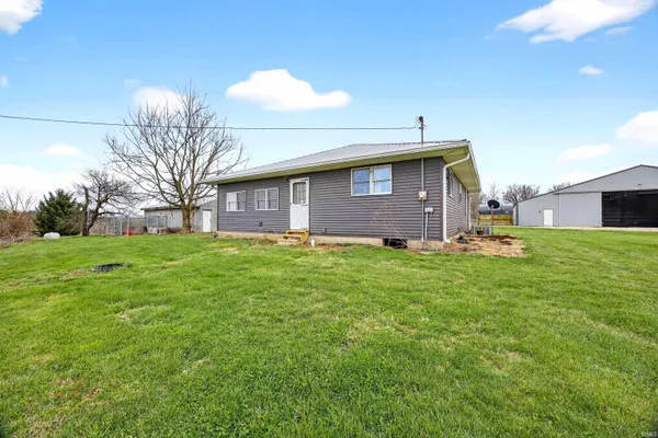 $400,000 | 11267 East Main Street, Owensburg, IN 47453
