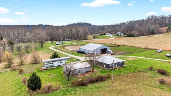 $400,000 | 11267 East Main Street, Owensburg, IN 47453