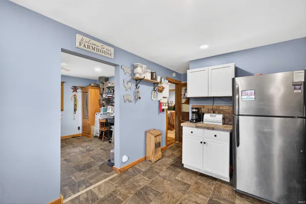 $400,000 | 11267 East Main Street, Owensburg, IN 47453