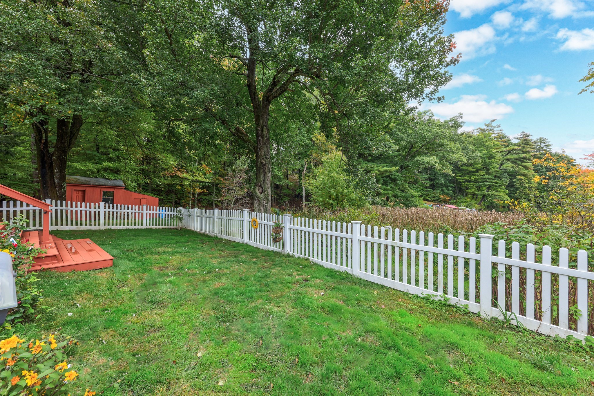 43 Mashapaug Road Holland, MA 01521 - Photo 9 of 41 Gallery Image 9