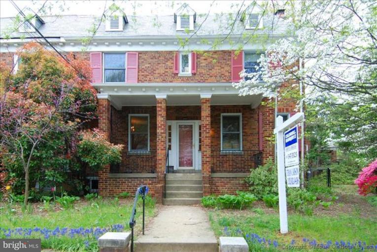 4220 Reno Road Northwest Washington, DC 20008 - Photo 4 of 6 Exterior (Main)
