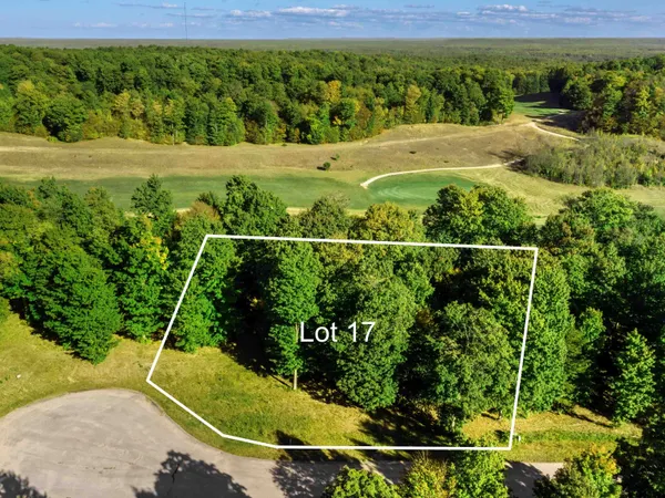 $69,900 | 17 Heather Ridge Trail, Beulah, MI 49617