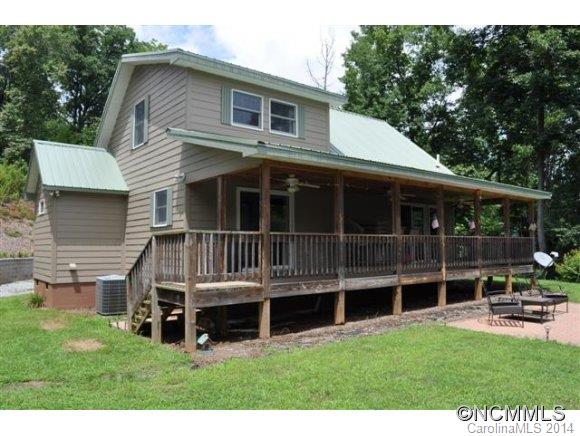 747 Meadow Crest Road Tryon, NC 28782 - Photo 4 of 24