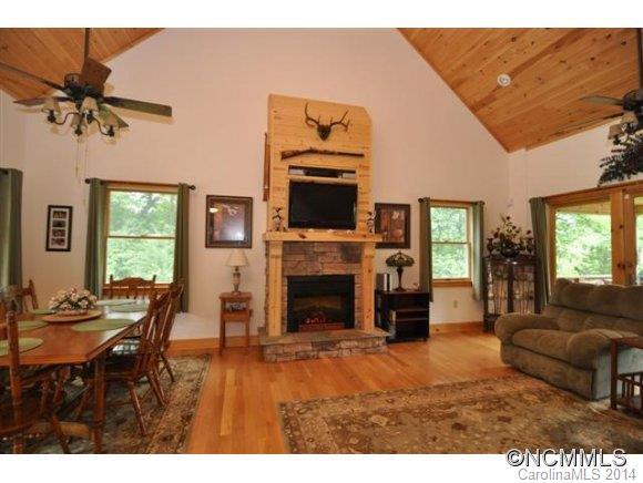 747 Meadow Crest Road Tryon, NC 28782 - Photo 10 of 24