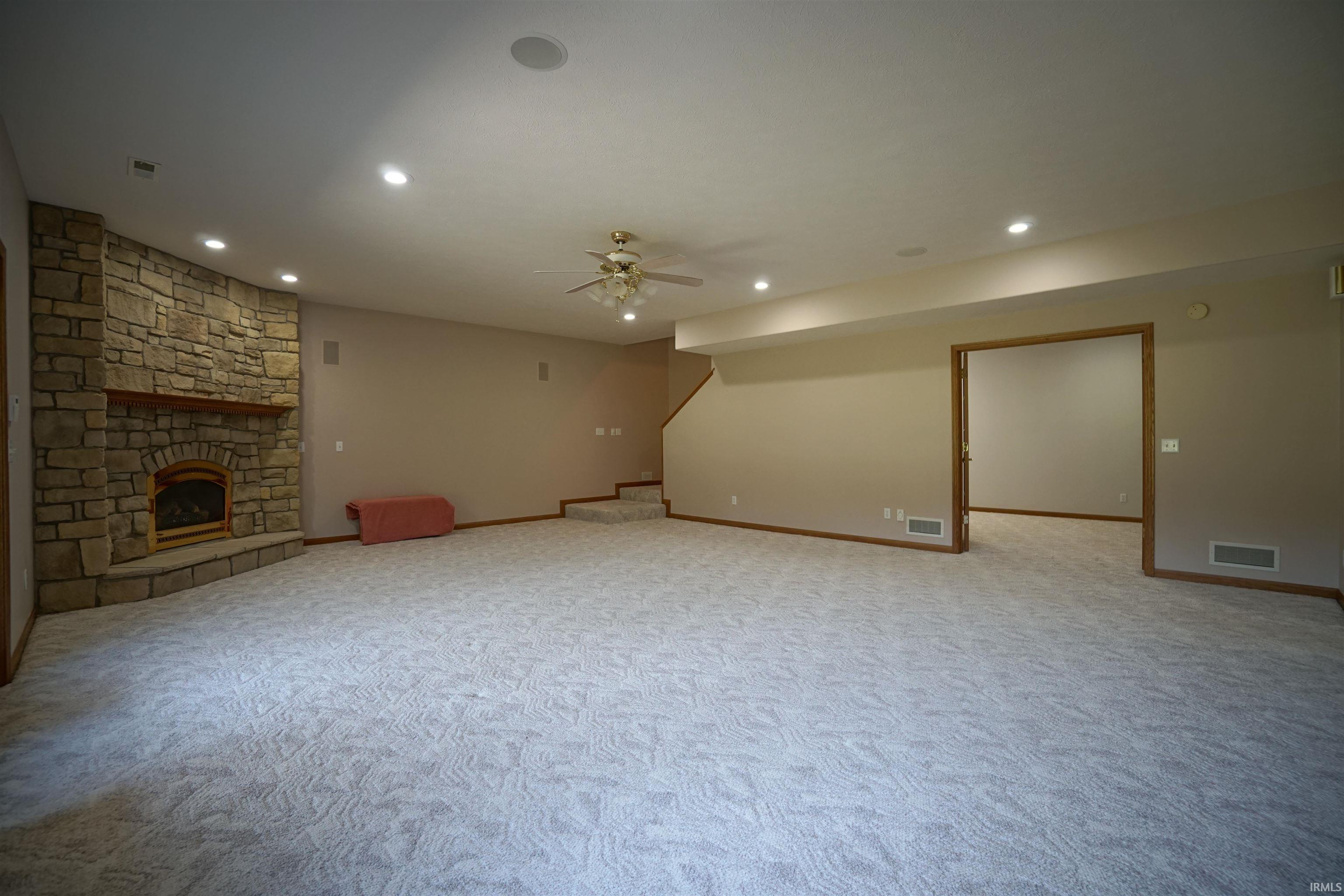 2572 North Fox Farm Road Warsaw, IN 46580 - Photo 18 of 36 Gallery Image 18