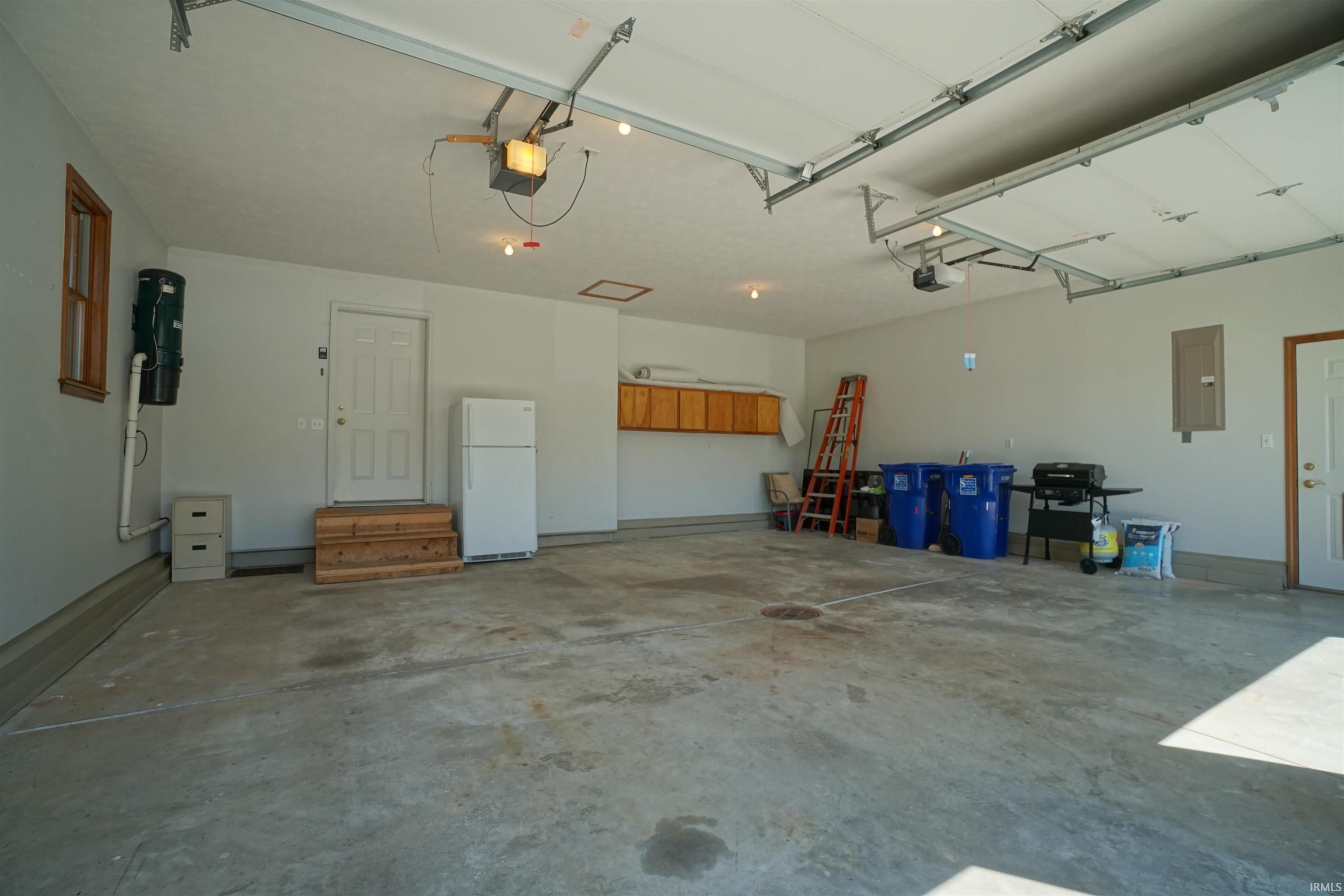 2572 North Fox Farm Road Warsaw, IN 46580 - Photo 24 of 36 Gallery Image 24