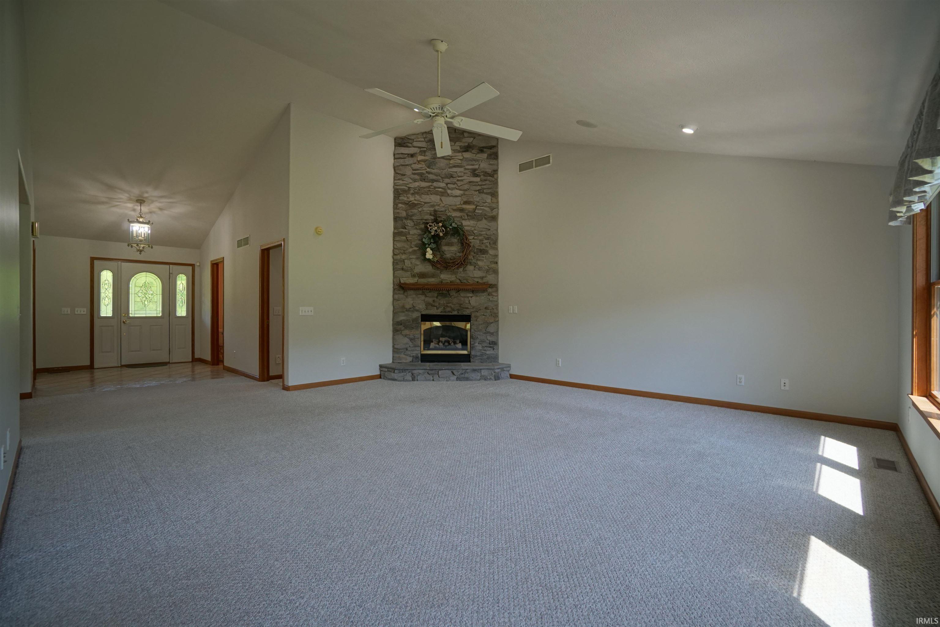 2572 North Fox Farm Road Warsaw, IN 46580 - Photo 3 of 36 Gallery Image 3