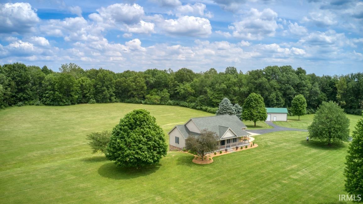 2572 North Fox Farm Road Warsaw, IN 46580 - Photo 35 of 36 Gallery Image 35