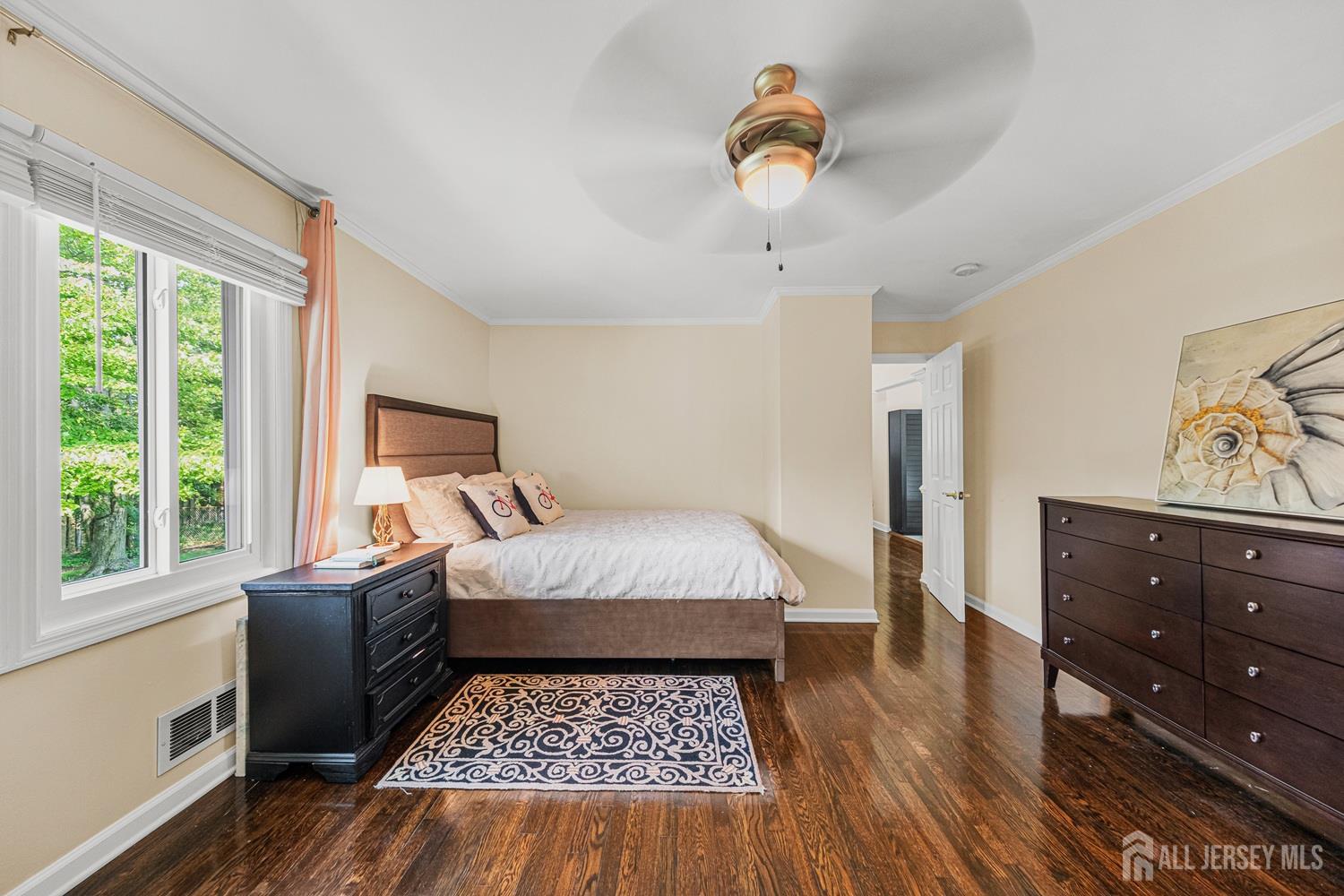 56 Rieder Road Edison, NJ 08817 - Photo 12 of 24 Gallery Image 12