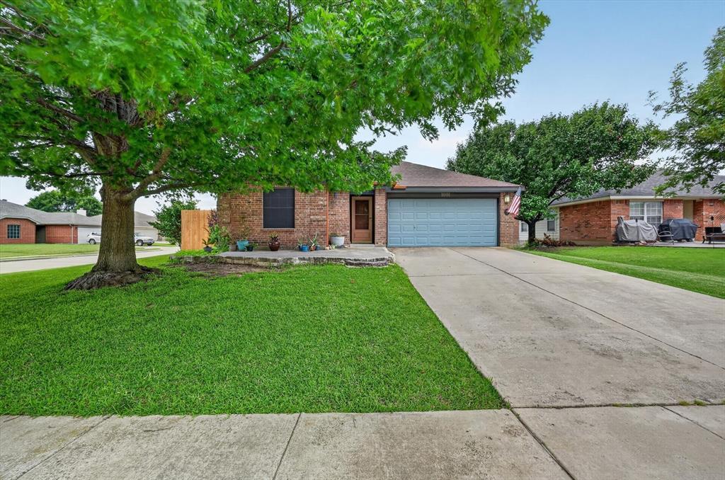 1001 Ridge Top Drive Burleson, TX 76028 - Photo 1 of 37