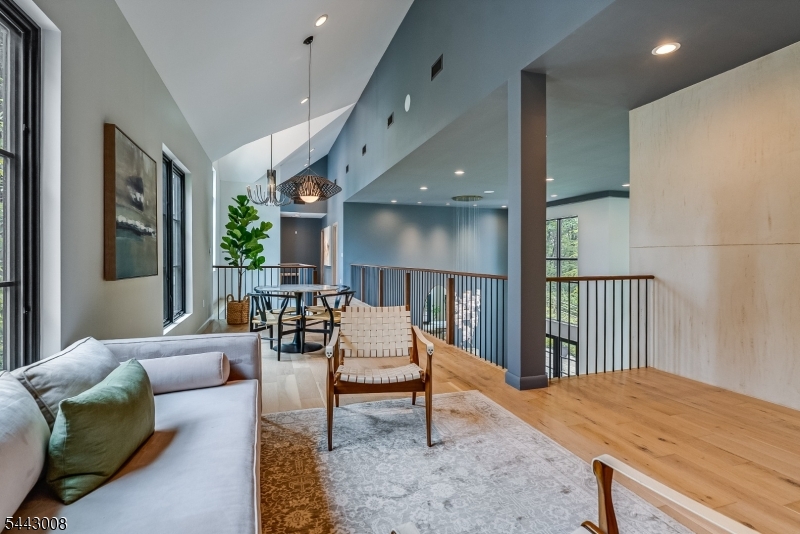 175 Round Top Road Bernardsville, NJ 07924 - Photo 17 of 35