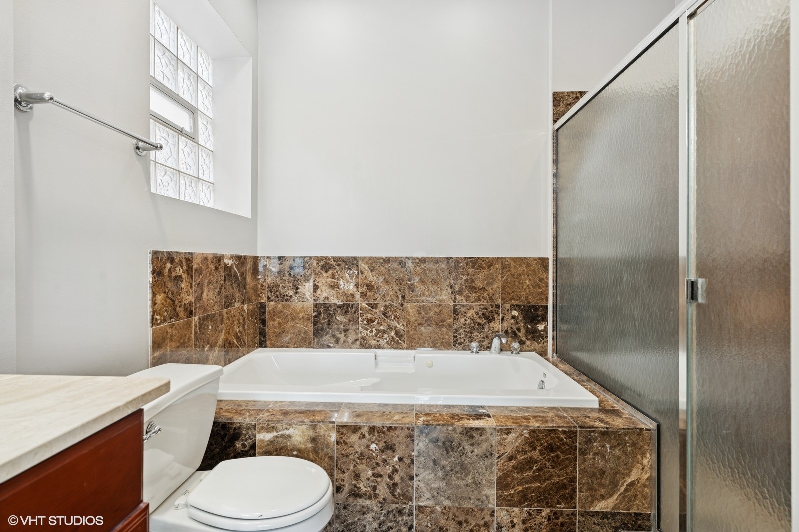 2438 North Clybourn Avenue, Unit 2 Chicago, IL 60614 - Photo 14 of 20