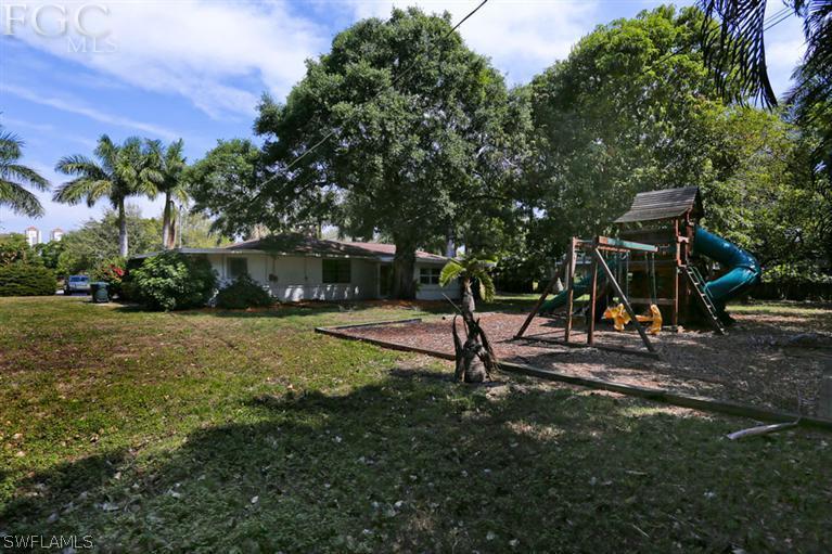 1806 Ardmore Road Fort Myers, FL 33901 - Photo 10 of 11 a view of a park