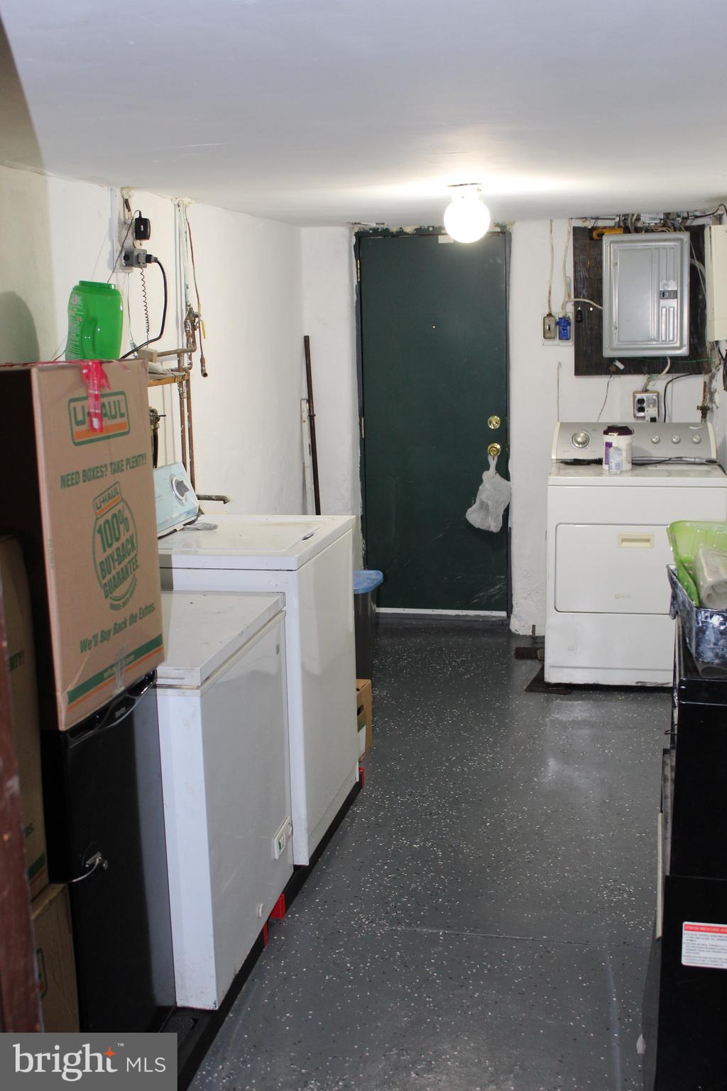 612 Briarcliff Road Upper Darby, PA 19082 - Photo 16 of 18 Basement entry way and utility room
