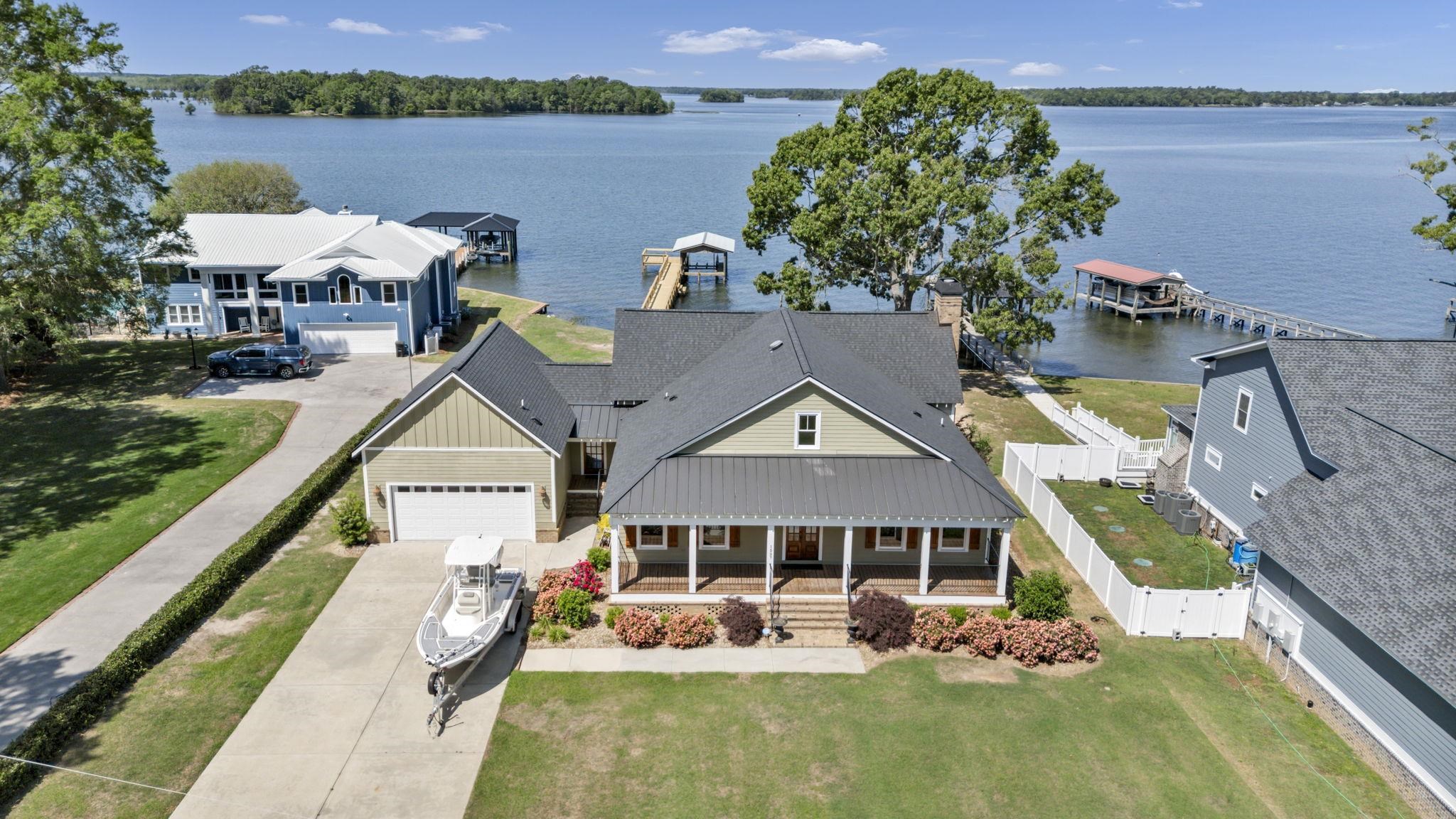 1527 Quail Trail Manning, SC 29102 - Photo 1 of 75