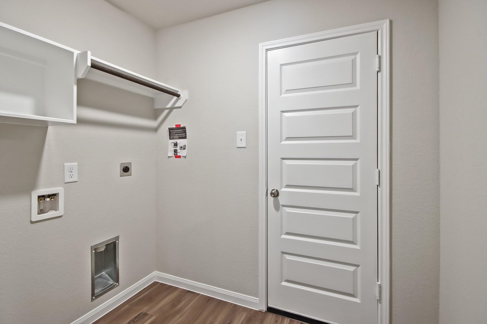 2416 Bluefish Court Conroe, TX 77384 - Photo 6 of 45 a view of walk in closet with empty racks