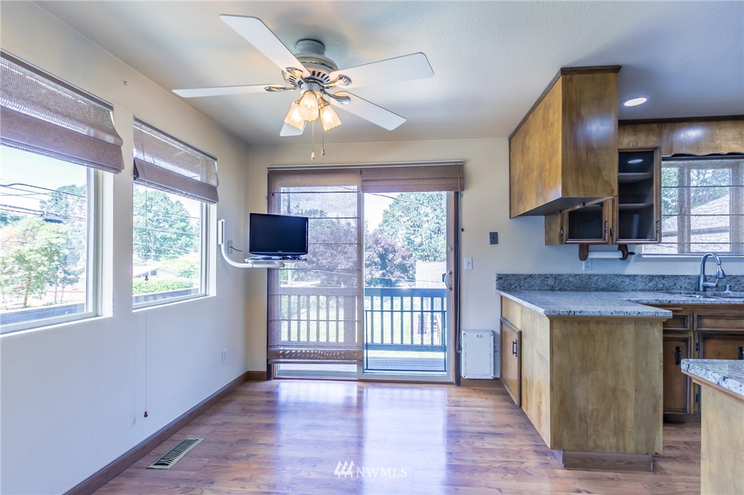 8521 John Dower Road Southwest Lakewood, WA 98499 - Photo 14 of 40 Gallery Image 14