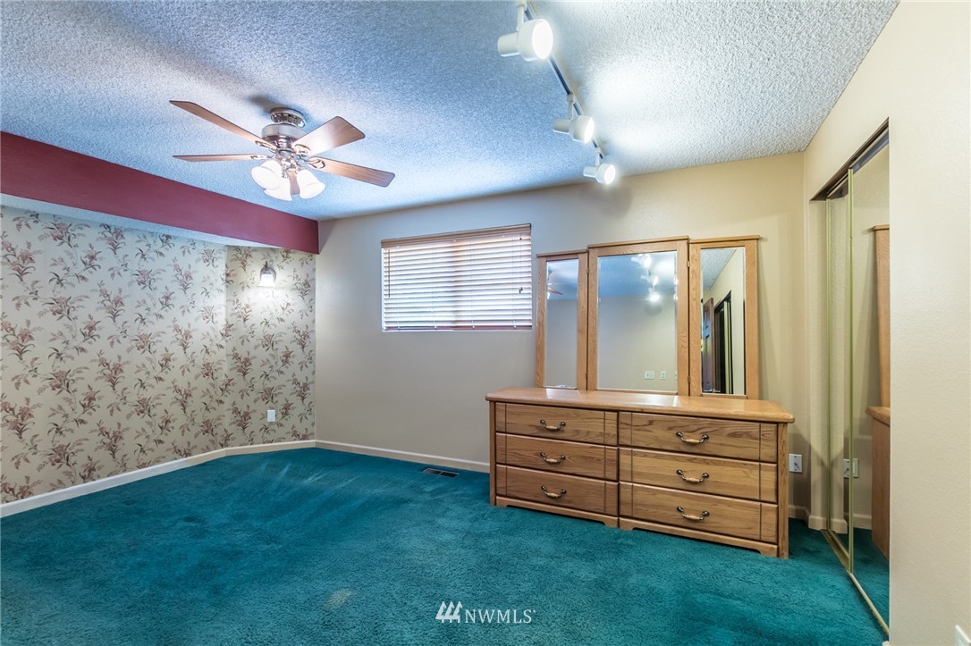 8521 John Dower Road Southwest Lakewood, WA 98499 - Photo 24 of 40 Gallery Image 24