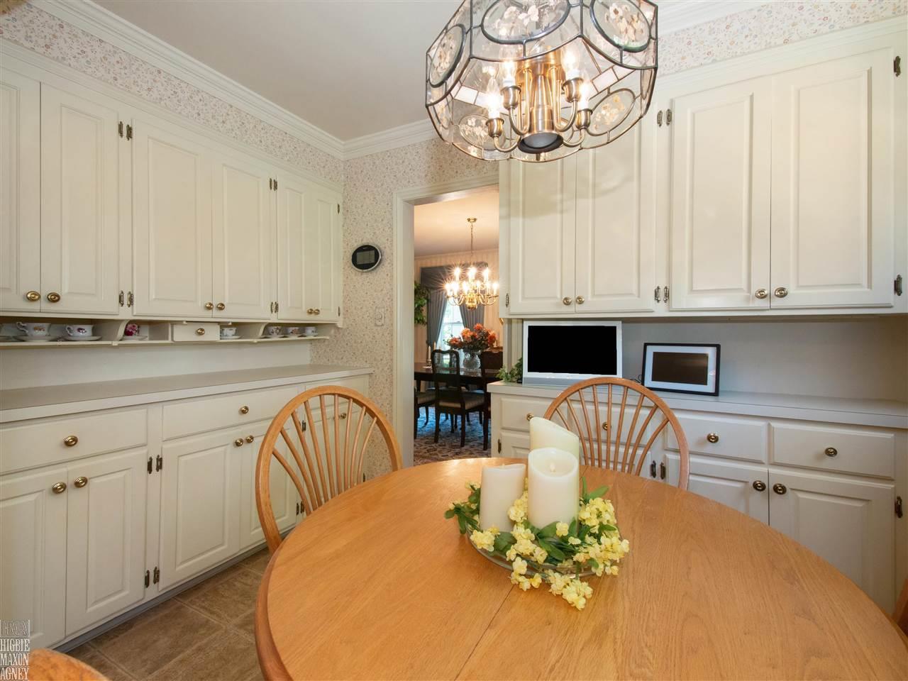 1006 Whittier Road Grosse Pointe, MI 48230 - Photo 14 of 51 50078531-13.JPG