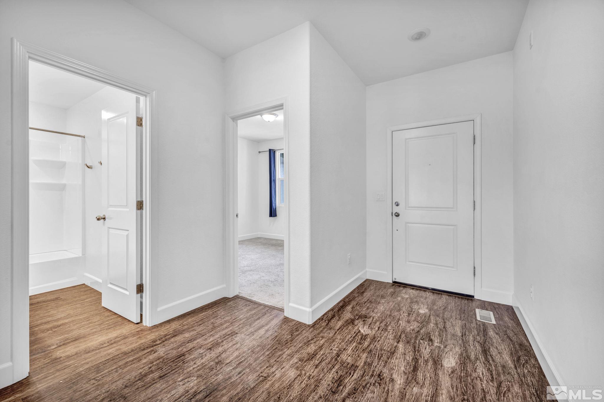 9454 Cape Drive Reno, NV 89506 - Photo 4 of 40 Photo 4