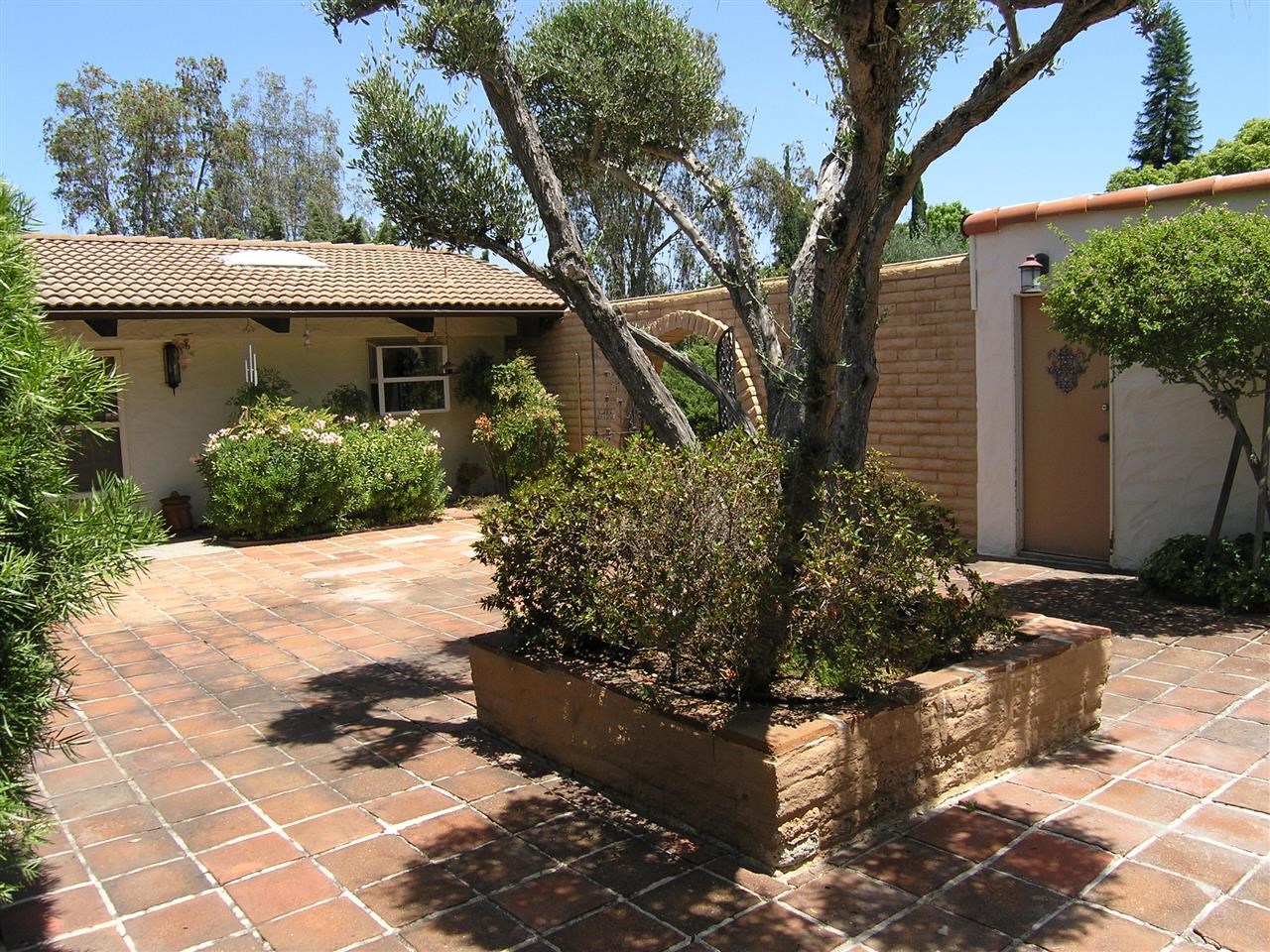 2038 Pheasant Run Road Fallbrook, CA 92028 - Photo 8 of 25