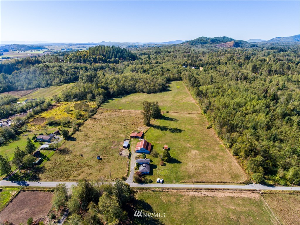 7690 Fredrickson Road Sedro-Woolley, WA 98284 - Photo 1 of 15 Gallery Image 1