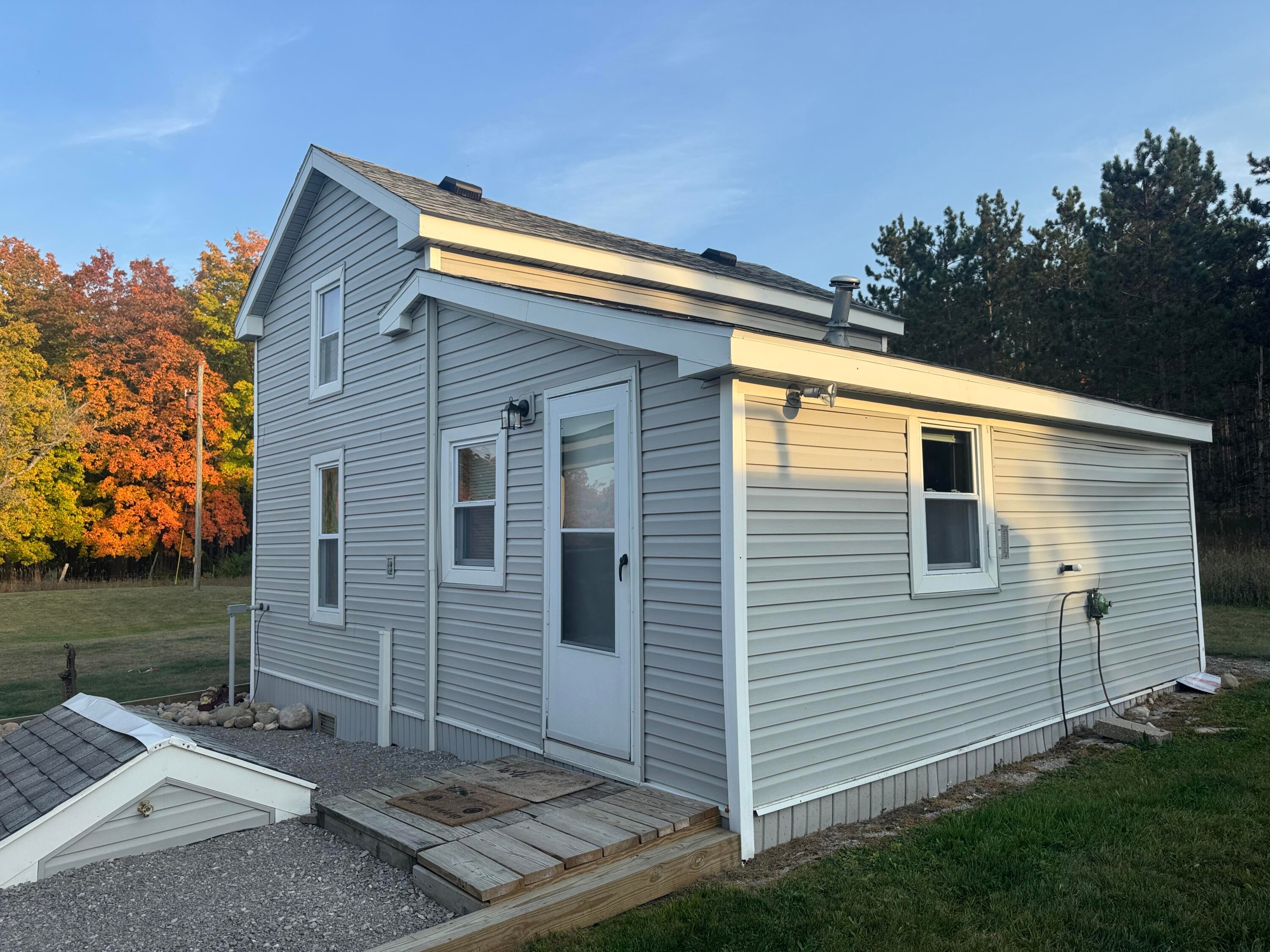 3725 Cedar Run Road Mio, MI 48647 - Photo 27 of 50 Bunk house
