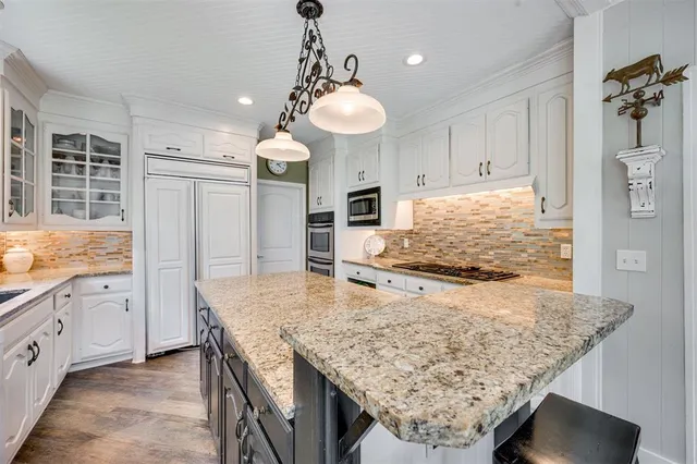 $299,900 | 15036 Farm To Market 1499, Arthur City, TX 75411