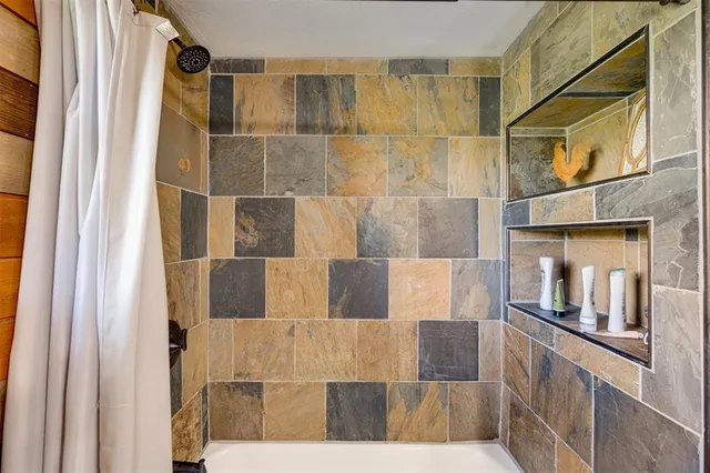 $299,900 | 15036 Farm To Market 1499, Arthur City, TX 75411