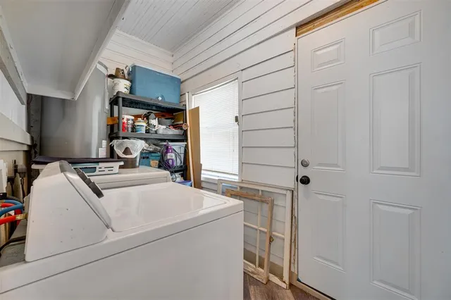 $299,900 | 15036 Farm To Market 1499, Arthur City, TX 75411