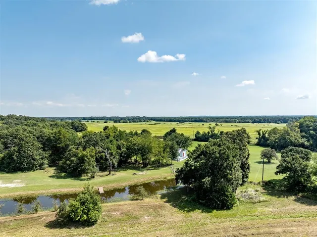 $299,900 | 15036 Farm To Market 1499, Arthur City, TX 75411