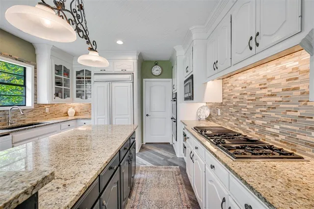 $299,900 | 15036 Farm To Market 1499, Arthur City, TX 75411