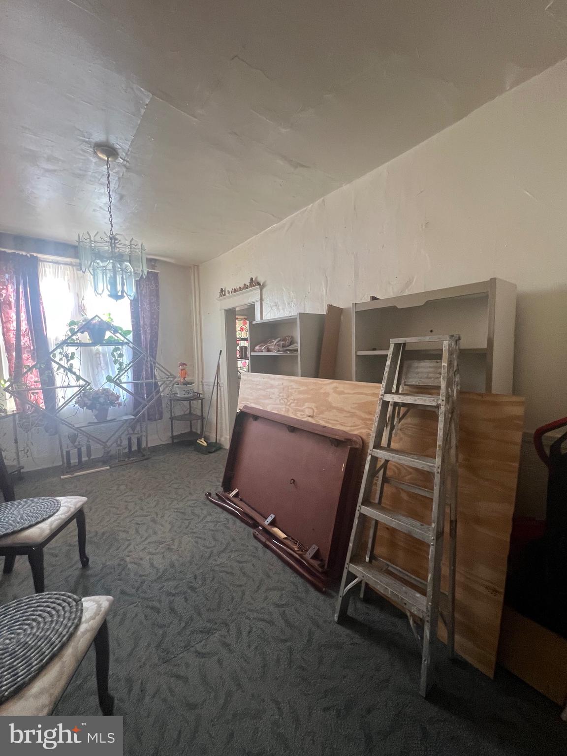 4506 Reisterstown Road Baltimore, MD 21215 - Photo 2 of 22 a room with gym equipment