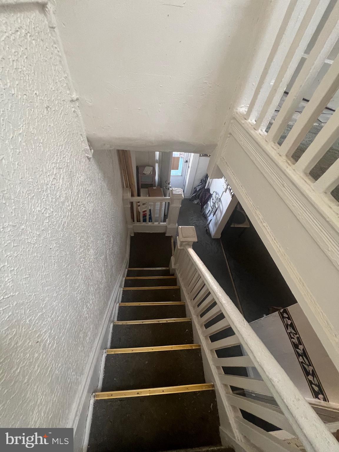 4506 Reisterstown Road Baltimore, MD 21215 - Photo 6 of 22 a view of entryway and hall