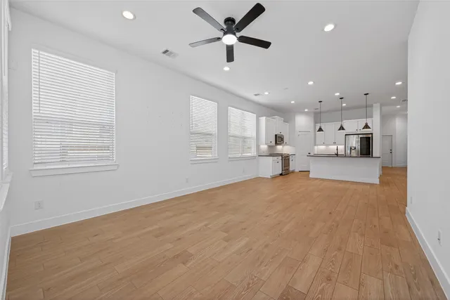 $2,400 | 177 Hidden Peak Drive, Montgomery, TX 77316