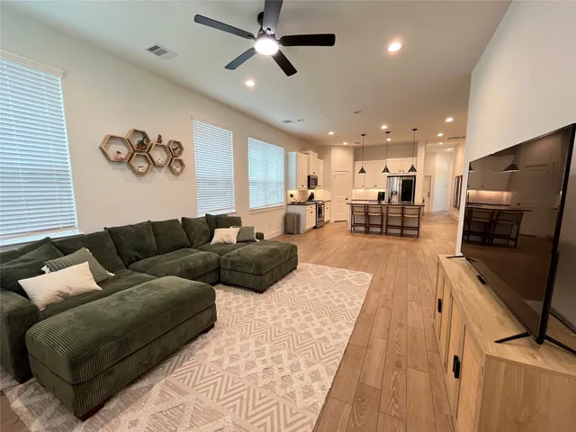 $2,400 | 177 Hidden Peak Drive, Montgomery, TX 77316