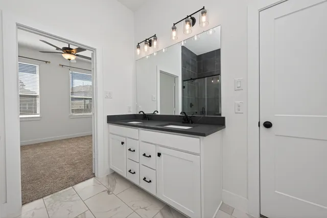 $2,400 | 177 Hidden Peak Drive, Montgomery, TX 77316