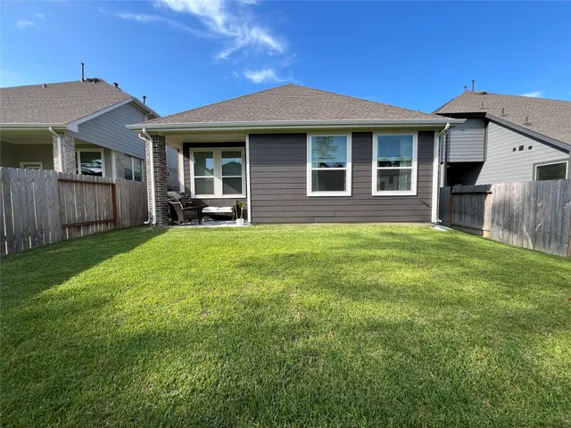 $2,400 | 177 Hidden Peak Drive, Montgomery, TX 77316