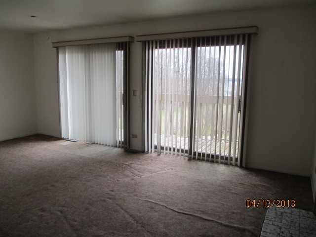 70 White Oaks Road, Unit 70 Fox Lake, IL 60020 - Photo 5 of 22