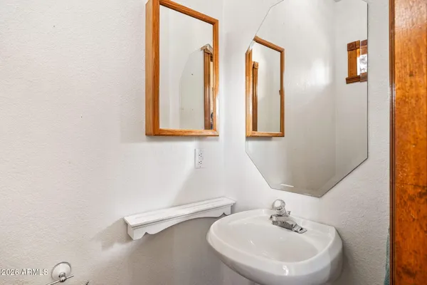 $640,000 | 1620 North 36th Circle, Show Low, AZ 85901