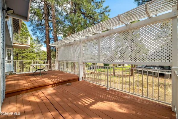 $640,000 | 1620 North 36th Circle, Show Low, AZ 85901
