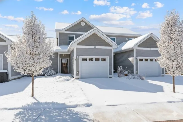 $450,000 | 18 Clover Lane, Hinesburg, VT 05461