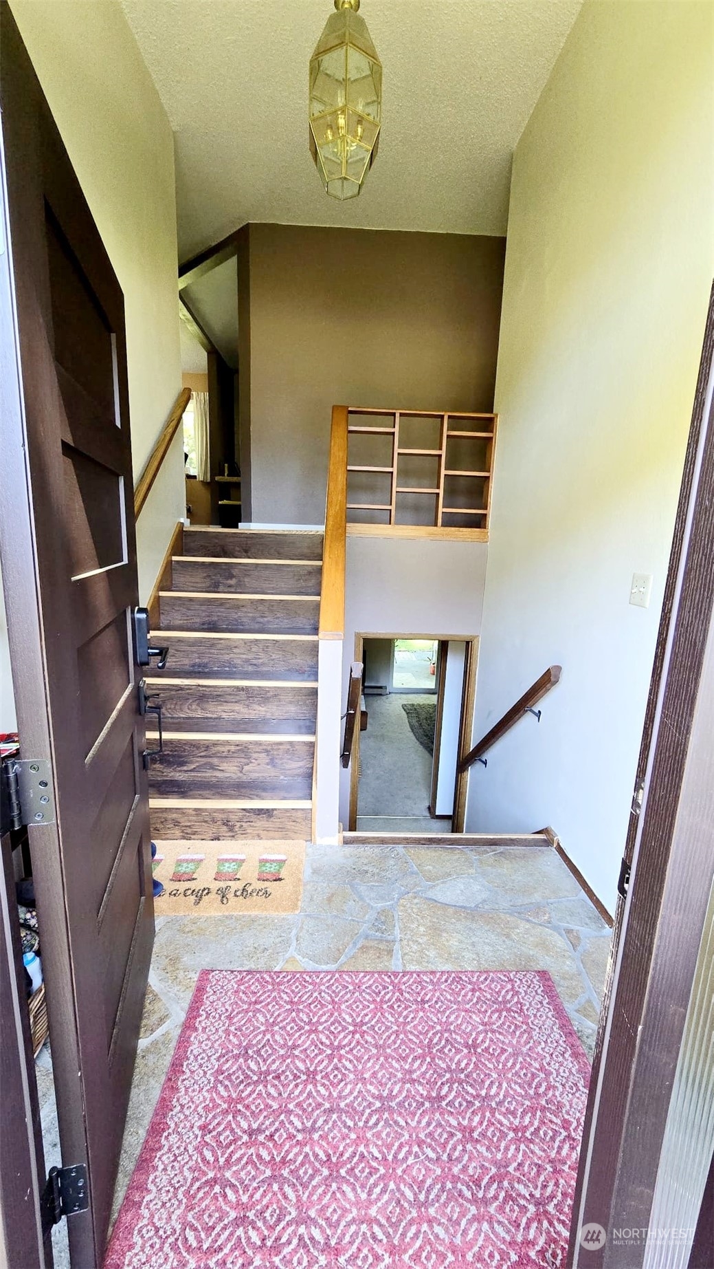 4403 Thomson Avenue Everett, WA 98203 - Photo 4 of 18 a view of entryway